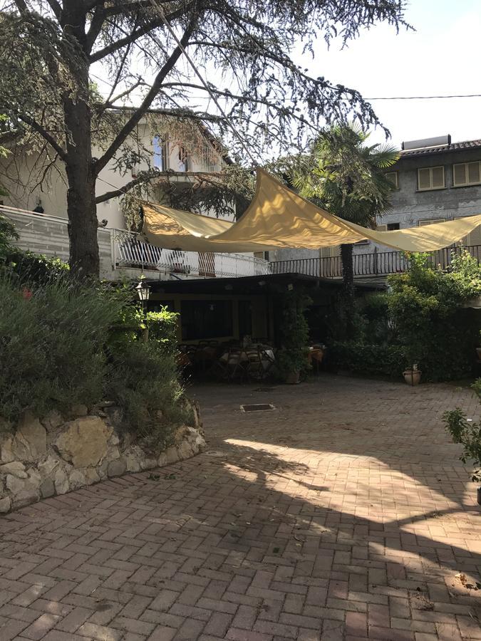 Hotel Ristorante il boschetto Città di Castello Esterno foto