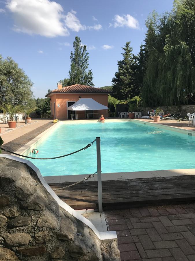 Hotel Ristorante il boschetto Città di Castello Esterno foto